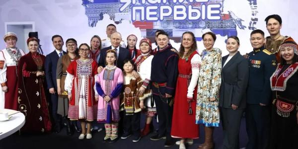 Жительница Якутска встретилась с президентом РФ в день КМНС