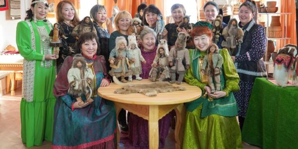 Кукольных дел мастер из Якутии