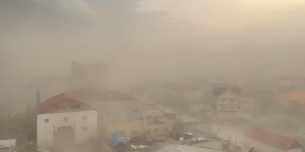 В Якутске ураган оставил без света ряд районов