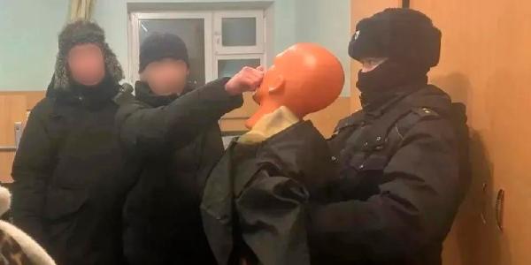 В Якутске пройдет суд над несовершеннолетним вымогателем