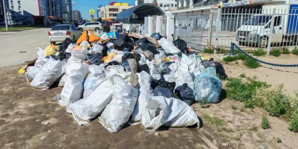 В 203 микрорайоне Якутска убрали несанкционированную свалку