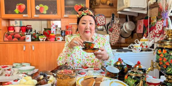 Все утопает в ягодах: в Якутии нашли самый «земляничный» дом