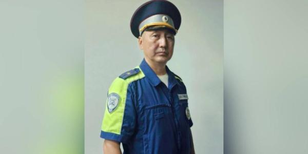 В Якутске полицейский помог семье с больным ребенком быстрее добраться в больницу
