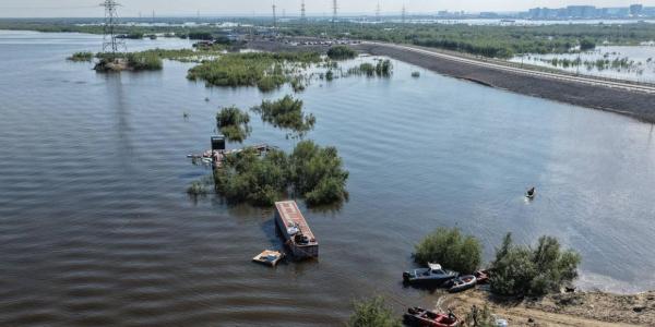 У Якутска начался спад воды