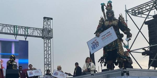 Андрей Конников победил в конкурсе профессионального косплея на Ykt Geek Fest-2026