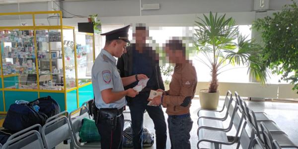 В аэропорту Якутска поймали четырех нелегальных мигрантов