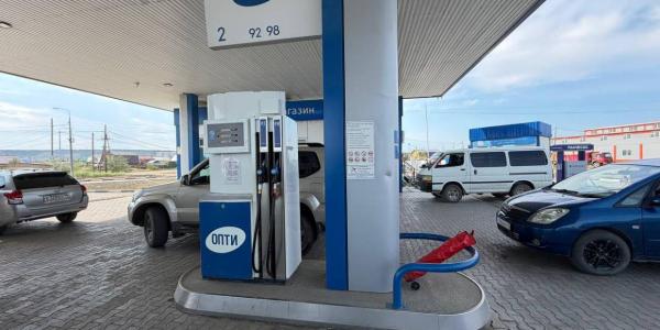 Где заправиться в Якутске сегодня. Список АЗС
