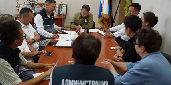 Дмитрий Садовников ознакомился с развитием пригородов Якутска