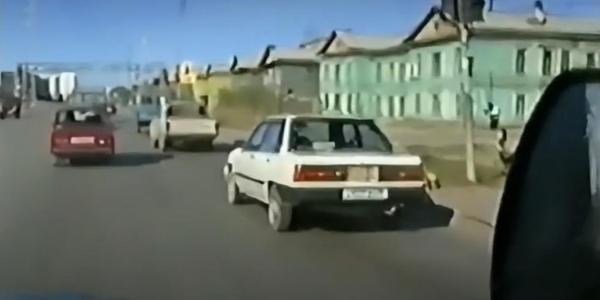 Видеопрогулка по Якутску 90-х годов