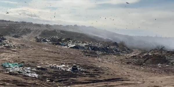 В Якутске вновь загорелся мусорный полигон