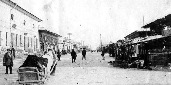 В Старом городе появится аллея с деревянными скульптурами купцов-меценатов