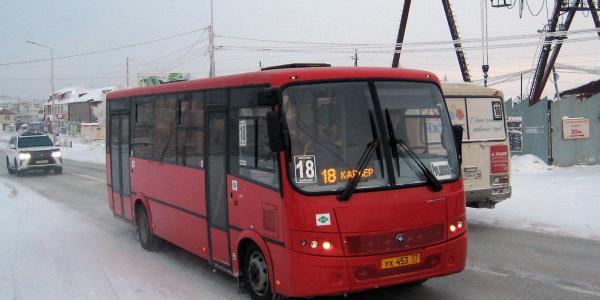 На маршруте №18 в Якутске три автобуса сошли с линии из-за поломок