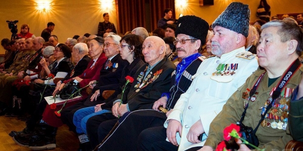 В Якутске отметили День защитника Отечества