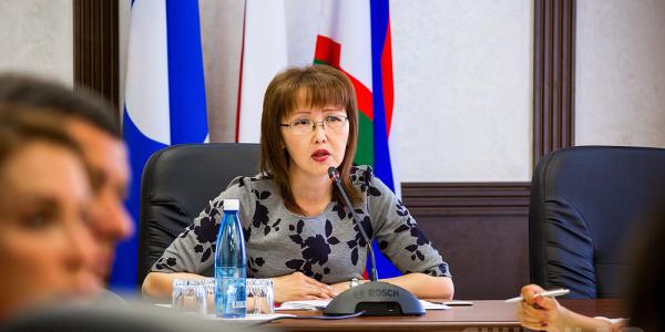 В Якутске обсудили вопросы внедрения электронных систем в сфере ЖКХ и энергосбережения