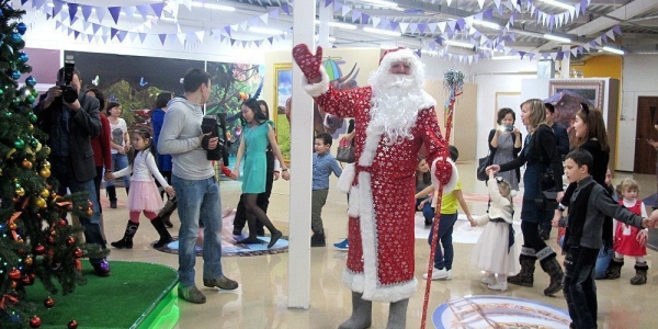 В Якутске открылась приемная Деда Мороза