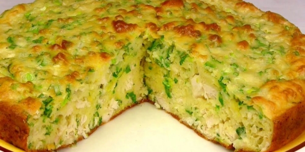 Пирог с яйцами и зеленым луком