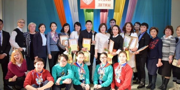 В Якутске выявили лучших педагогов дополнительного образования