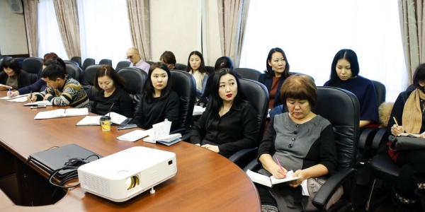 В Якутске прошел семинар по эффективной работе с обращениями граждан