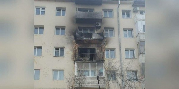 Курильщики спалили балкон