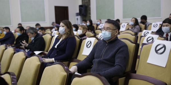 В Якутске состоялись публичные слушания по вопросу укрупнения округов