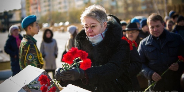 В Якутске отметили 75 лет  со Дня обороны  города-героя Севастополя