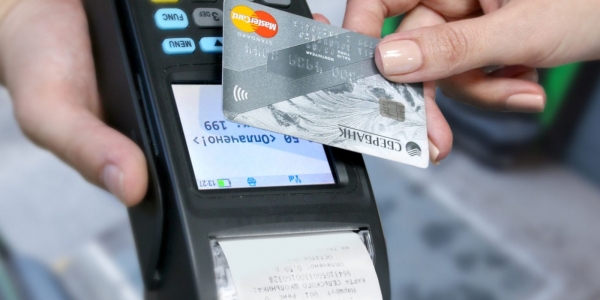 В Якутии совершено 186 млн операций по банковским картам 