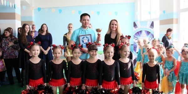 В Якутске прошел чемпионат по черлидингу среди дошкольников