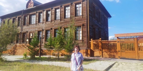 Екатерина Адзимова:  Мой деревянный Якутск…