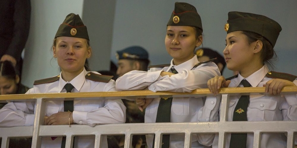 В Якутске проходит месячник военно-патриотического воспитания учащихся