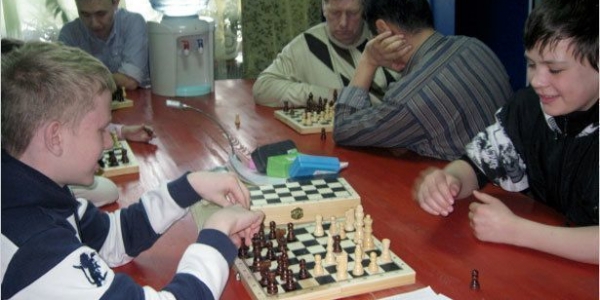 Открылся шахматно-шашечный клуб