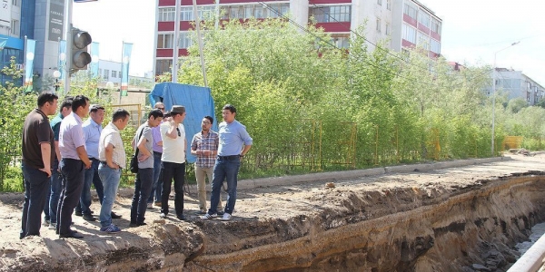 Объезд главы города Якутска: ремонт улично-дорожной сети  и подготовка к Ысыаху Туймаады