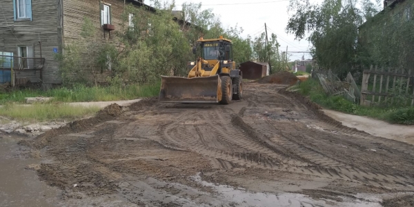 В Сайсарском округе продолжается ремонт внутриквартальных дорог