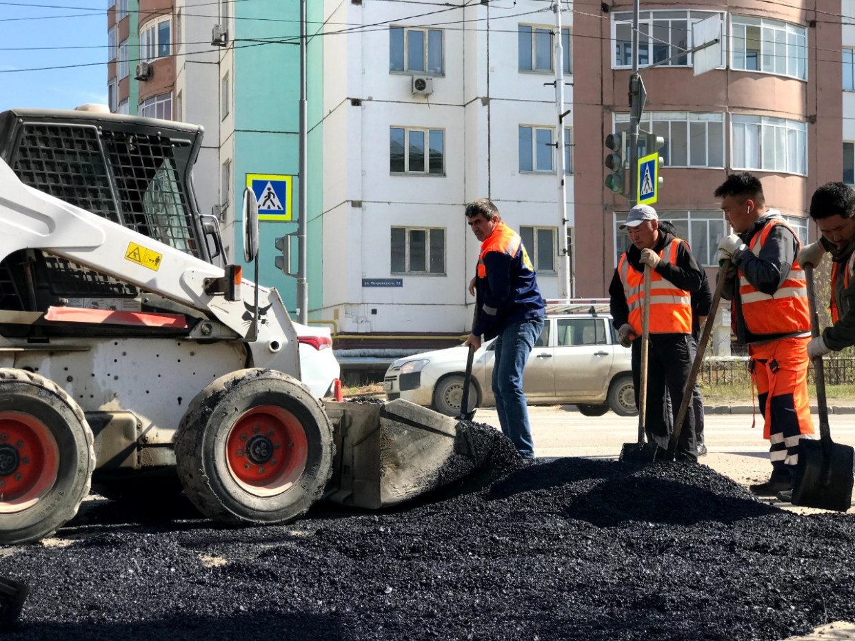 В Якутске собирают жалобы на дороги