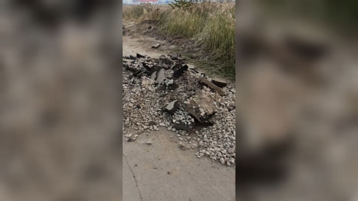 Видео: «Сахатранснефтегаз» не убрал мусор с автострады 50 лет Октября, где произошел прорыв газопровода