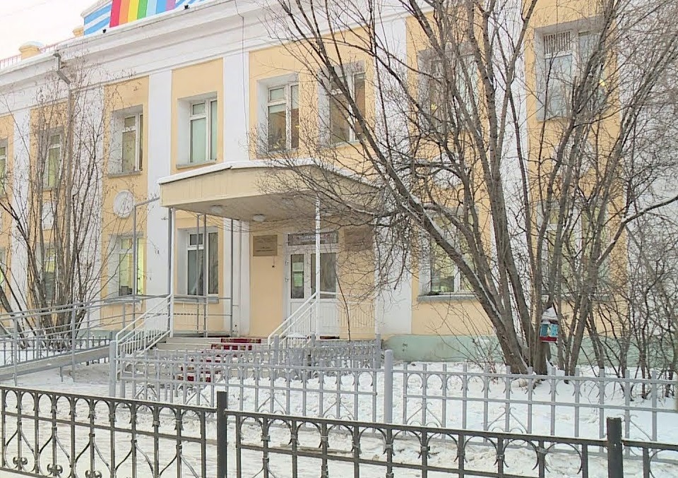 Мэрия Якутска планирует отремонтировать здание для СОШ №1 до февраля следующего года