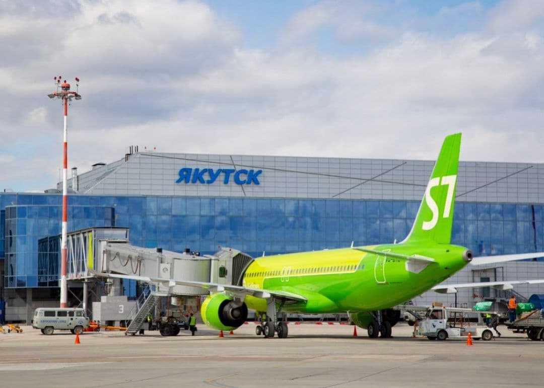 Пассажир жалуется на отсутствие удобств в аэропорту Якутска