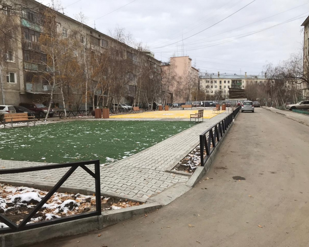 В рамках проекта «1000 дворов на Дальнем Востоке» отремонтируют 75 дворов в городе Якутске