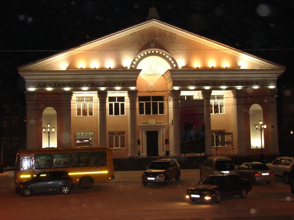 Театры, музеи и концертные организации Якутии открываются для посетителей
