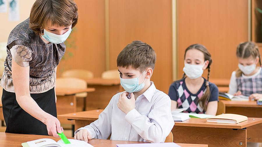 Школьники Якутска переходят на очную форму обучения с 14 февраля