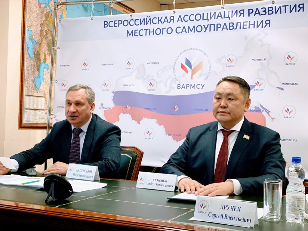 Альберт Семенов: «Сегодня местное самоуправление в Якутии характеризуется стабильностью»