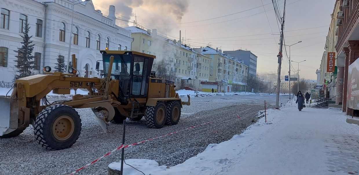 Об ограничении движения транспорта по проспекту Ленина