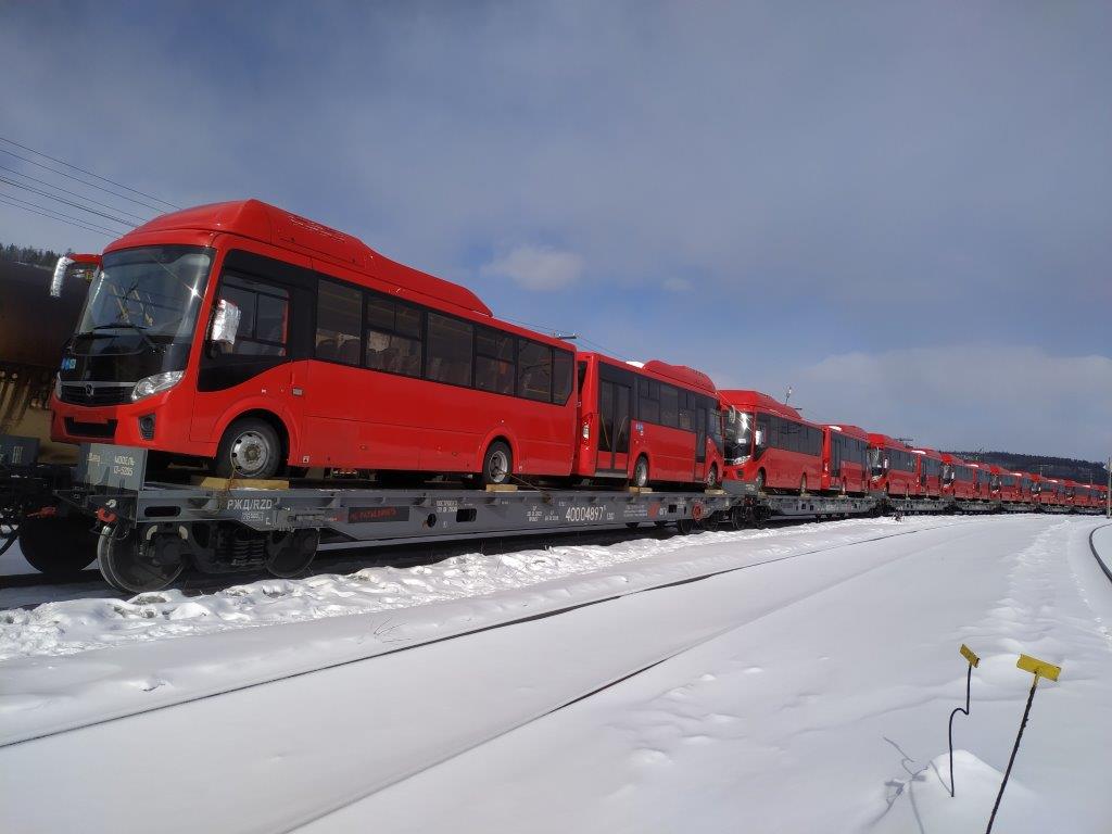 Вторая партия новых автобусов прибывает в Якутск