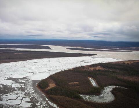 Ледоход на Лене находится в 505 км от Якутска