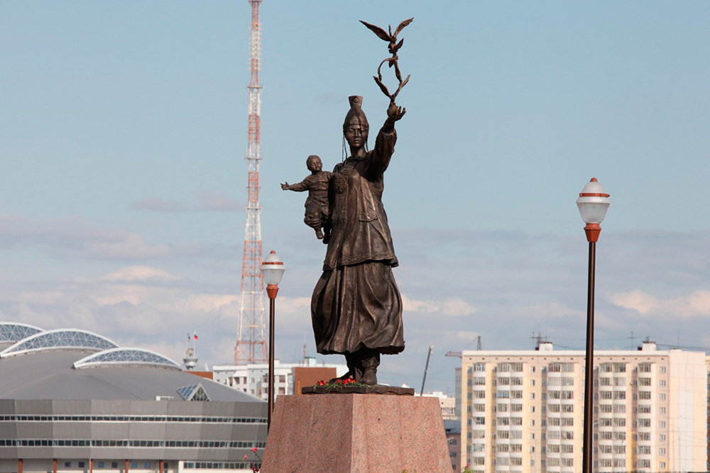 В Якутске отремонтируют площади и сквер Матери
