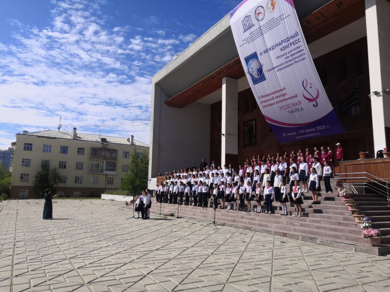 В Якутске стартовал конкурс «Розовая чайка»