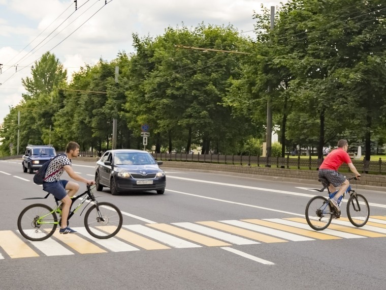 Велосипедисты Якутска узнают о правилах дорожного движения и как обезопасить велосипед от кражи