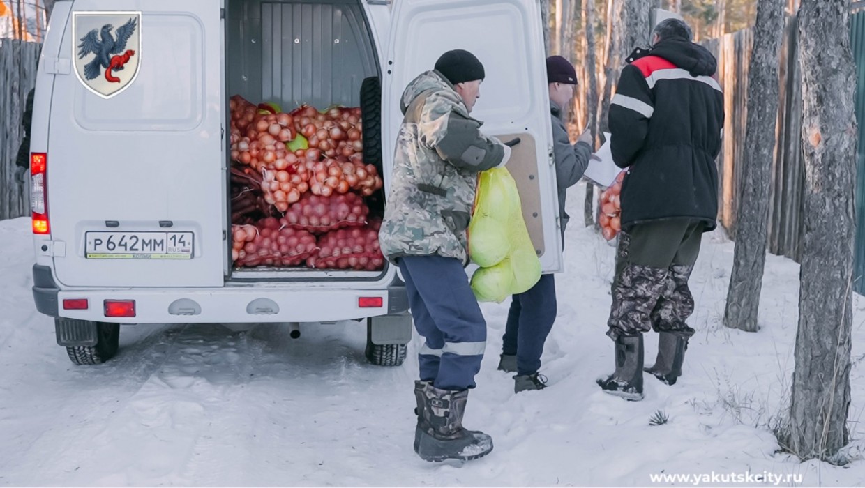 Доставка продуктовой помощи семьям мобилизованных продолжается в Якутске
