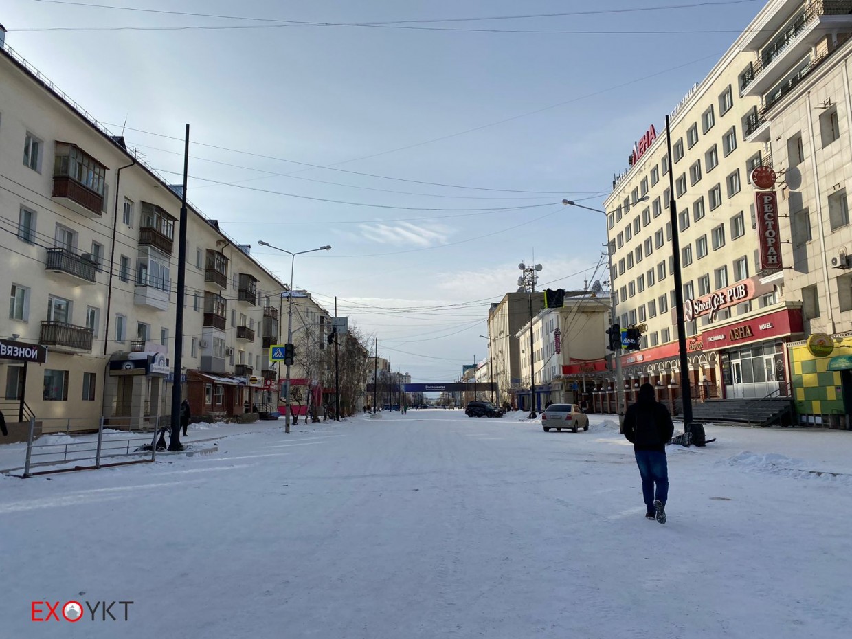 Проспект Ленина закрыт для движения автотранспорта до конца следующей недели