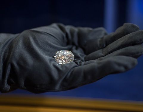 Первый этап аукциона природных алмазов для малых и средних предприятий прошёл в Якутске