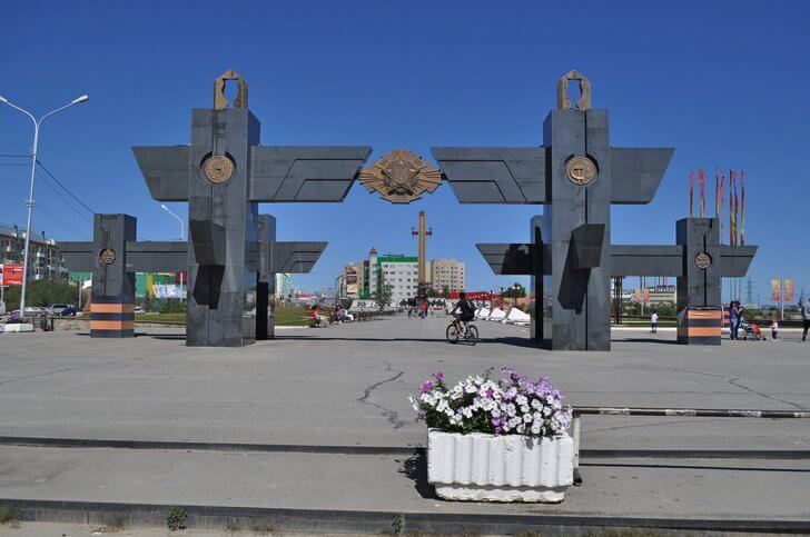 Якутску присвоено почётное звание «Город трудовой доблести»